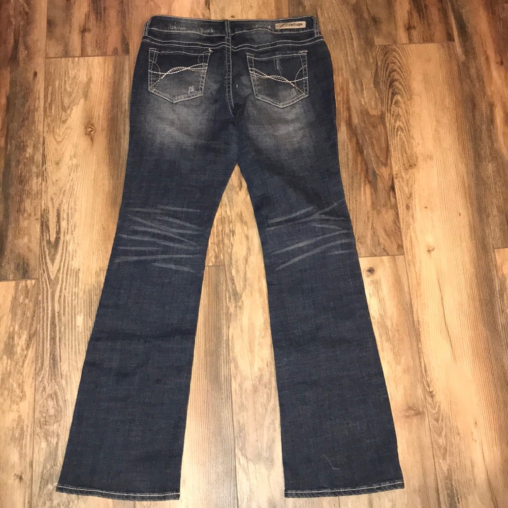 NWOT Distressed jeans - Picture 3 of 10